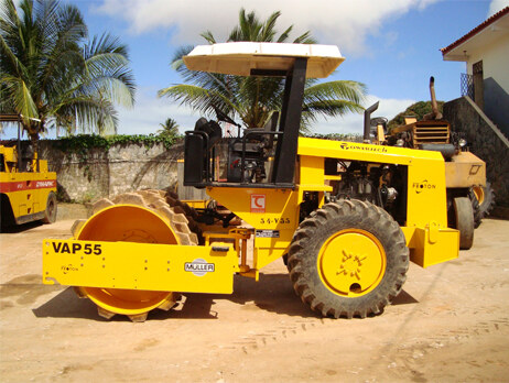 Rolo Compactador Muller VAP55 — Liso / Pé de Carneiro